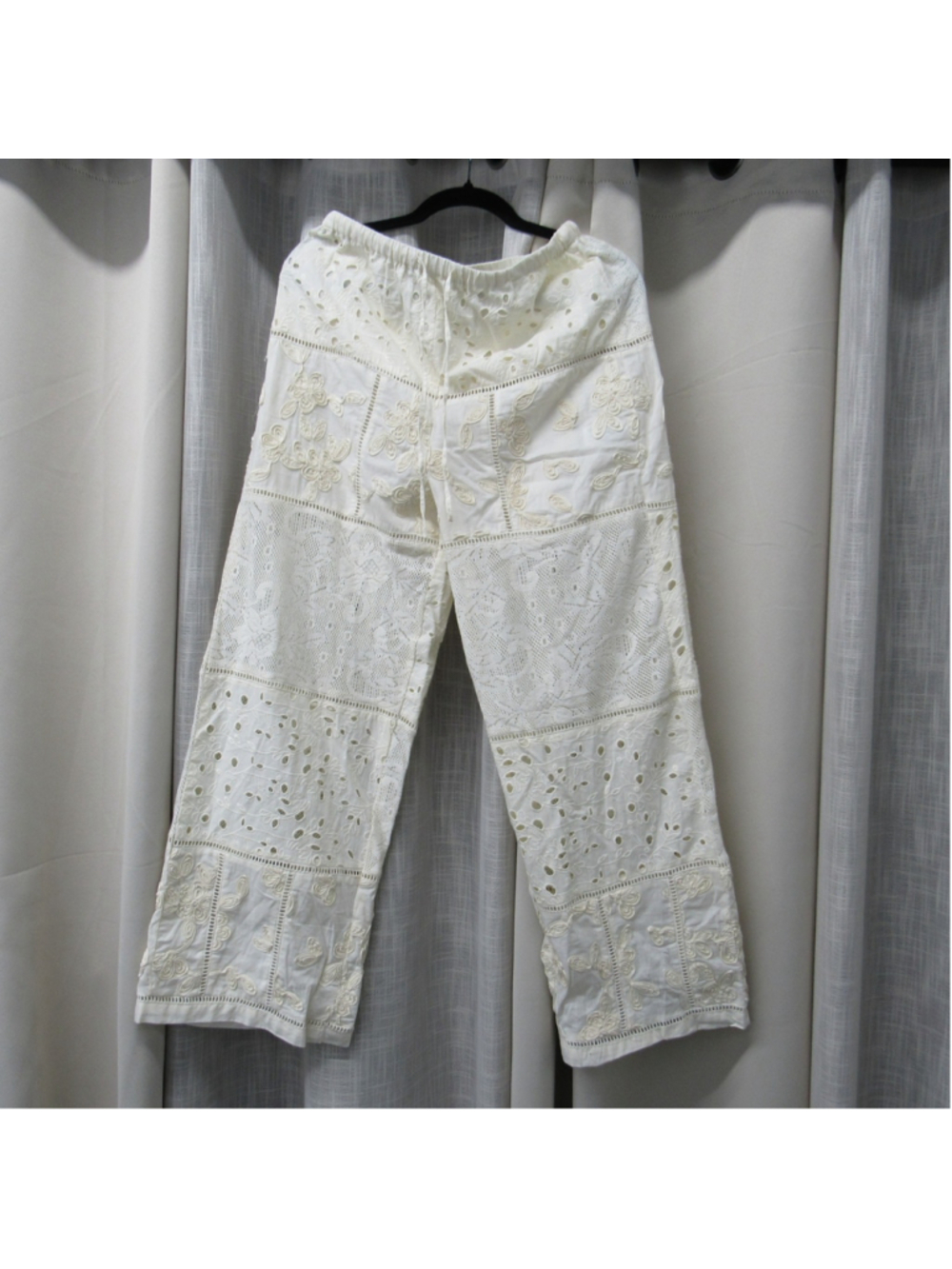 Zara ZW Patchwork Embroidered Pants Cream Eyelet Lace Wide Leg Cropped S